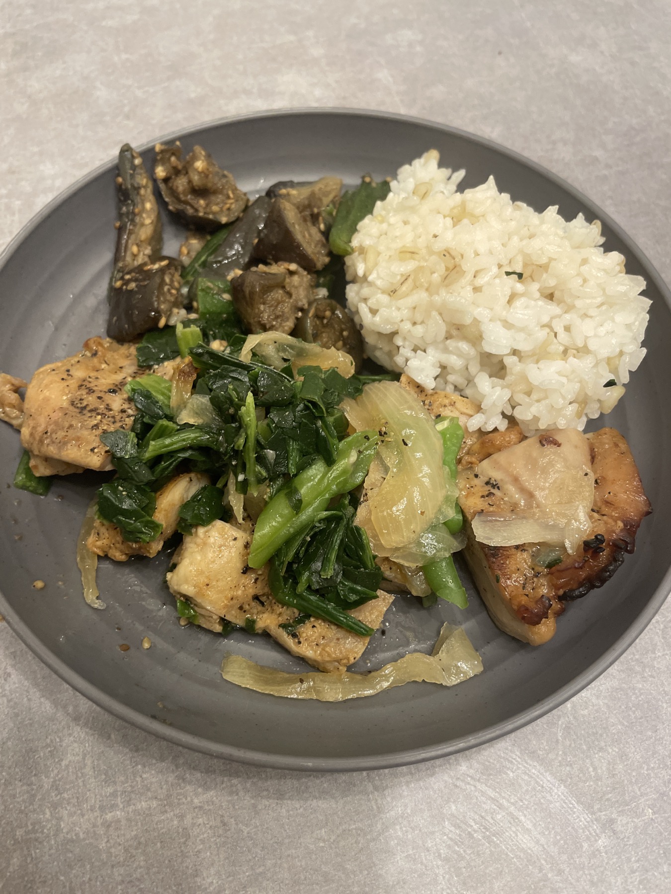 筋肉食堂DELI 甘辛ペッパーチキンの実食写真